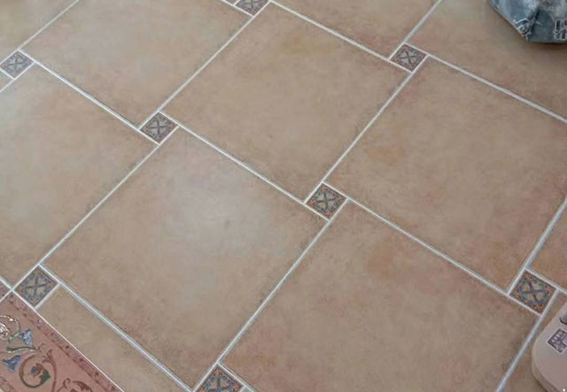 0704101241.jpg 0704101241.jpg