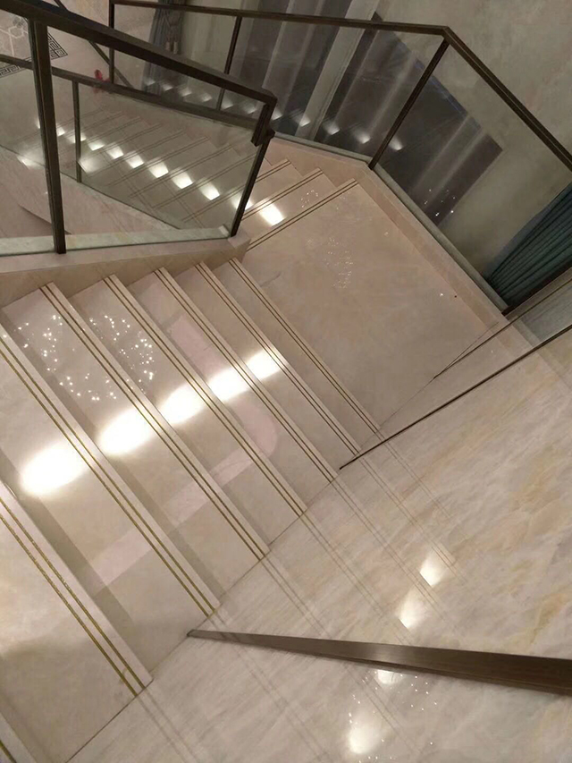 让我们看看豪宅如何做防水 让我们看看豪宅如何做防水