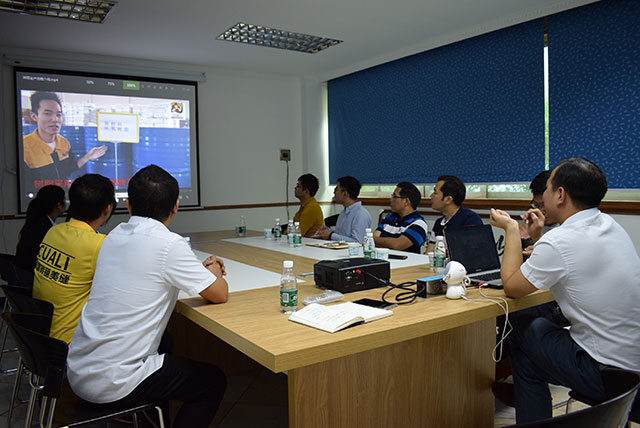 碧桂园领导、专家莅临德国CUALI砖丽指导工作 碧桂园领导、专家莅临德国CUALI砖丽指导工作